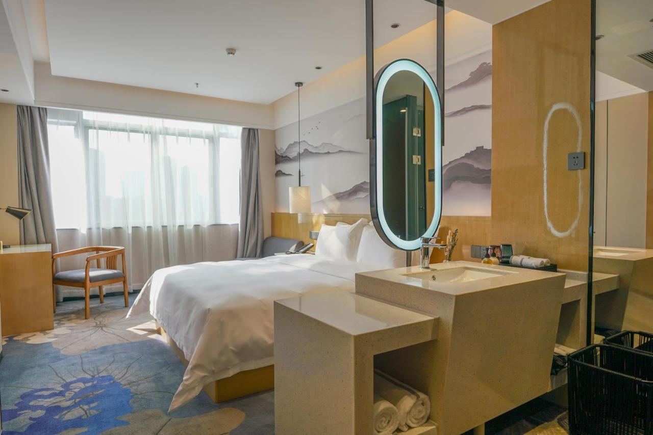 Paco Hotel Shenzhen Luohu Port Eksteriør bilde