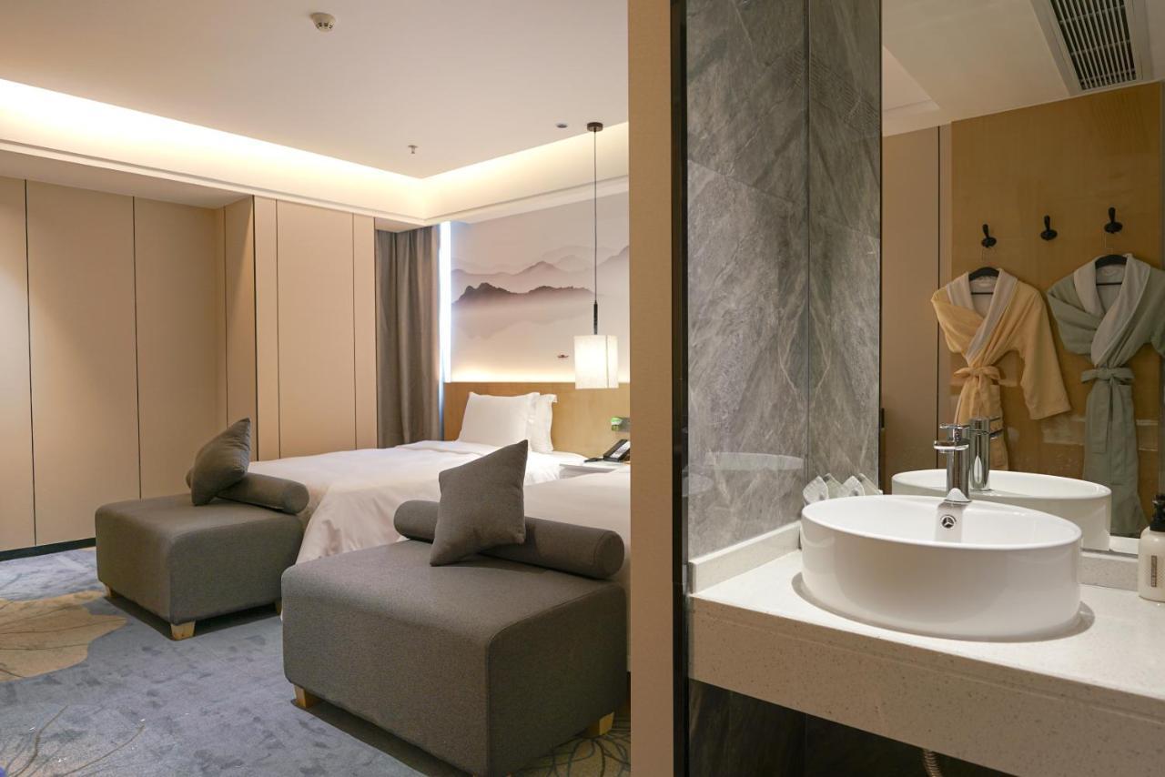 Paco Hotel Shenzhen Luohu Port Eksteriør bilde