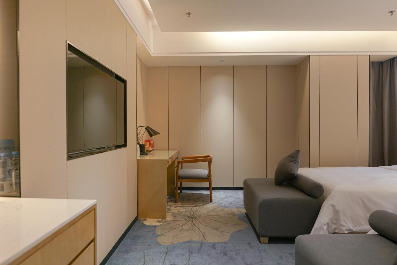Paco Hotel Shenzhen Luohu Port Eksteriør bilde
