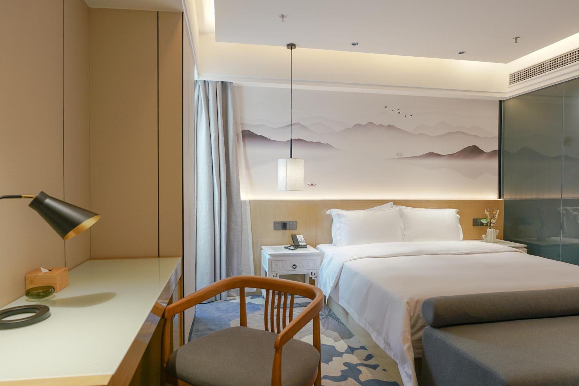 Paco Hotel Shenzhen Luohu Port Eksteriør bilde