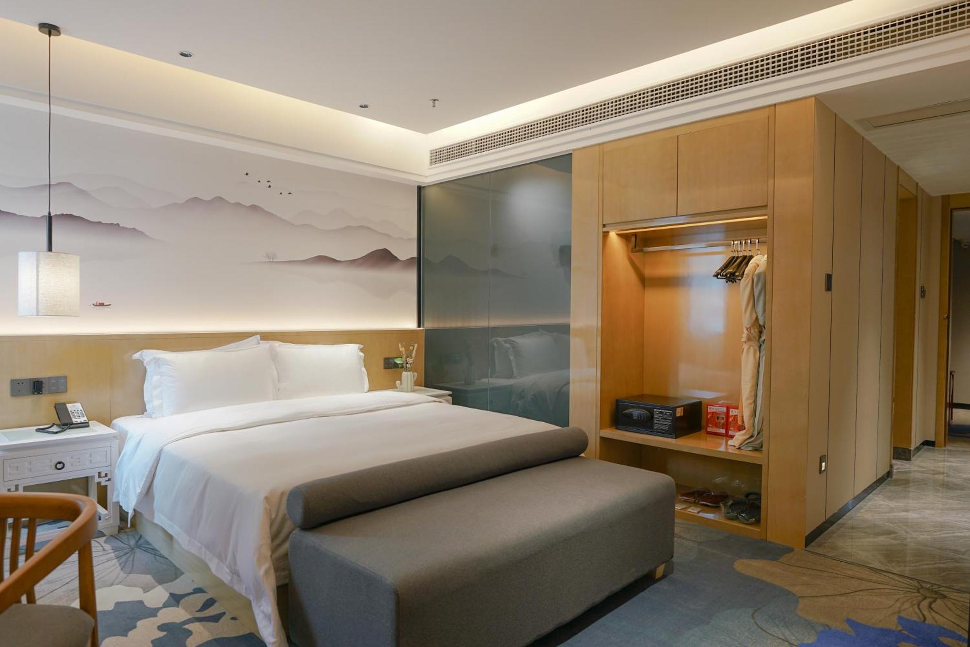 Paco Hotel Shenzhen Luohu Port Eksteriør bilde