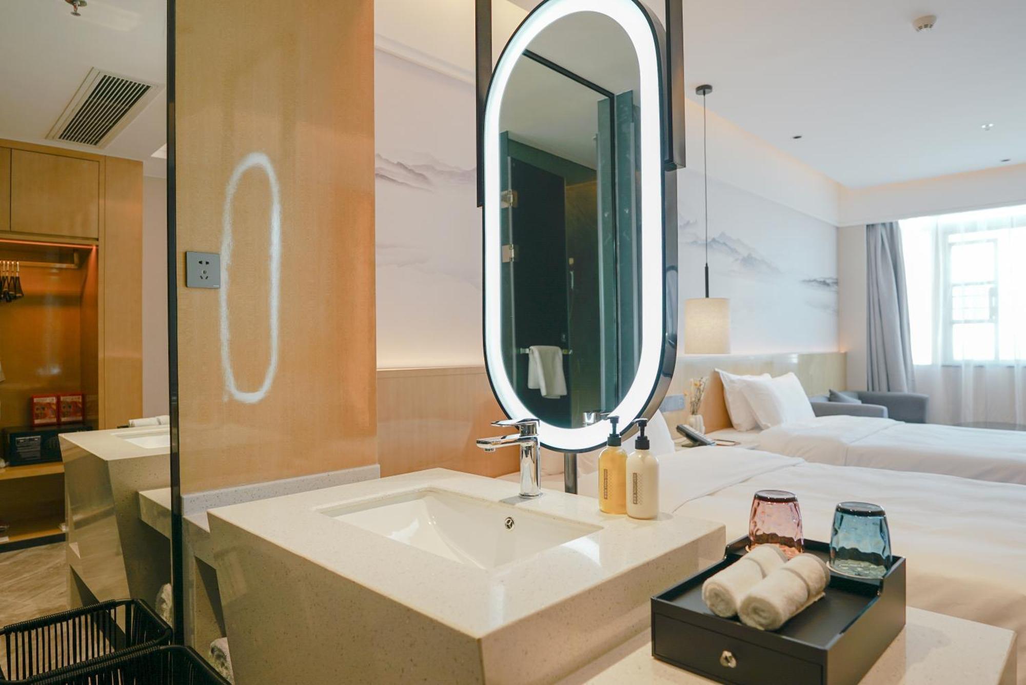 Paco Hotel Shenzhen Luohu Port Eksteriør bilde