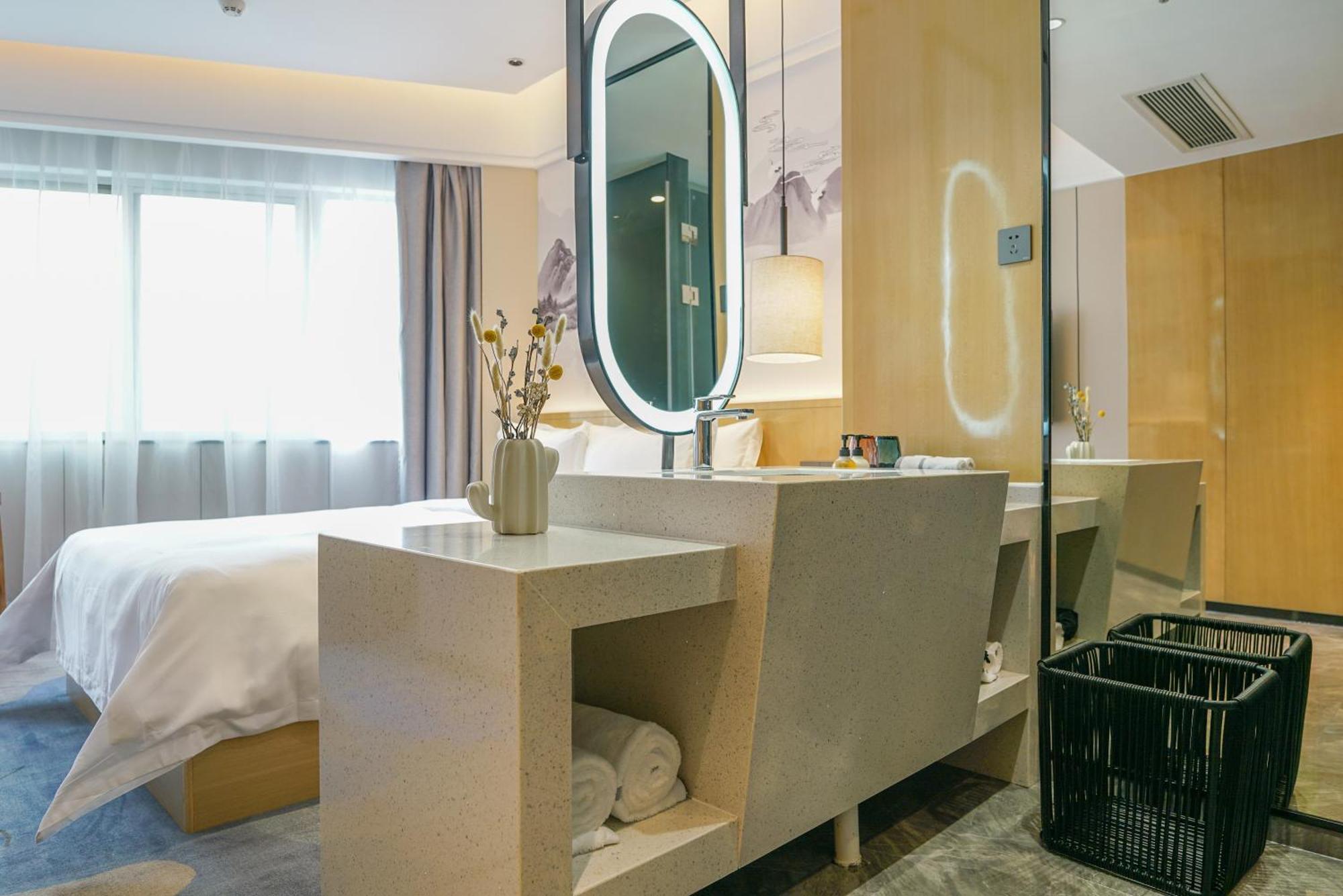 Paco Hotel Shenzhen Luohu Port Eksteriør bilde