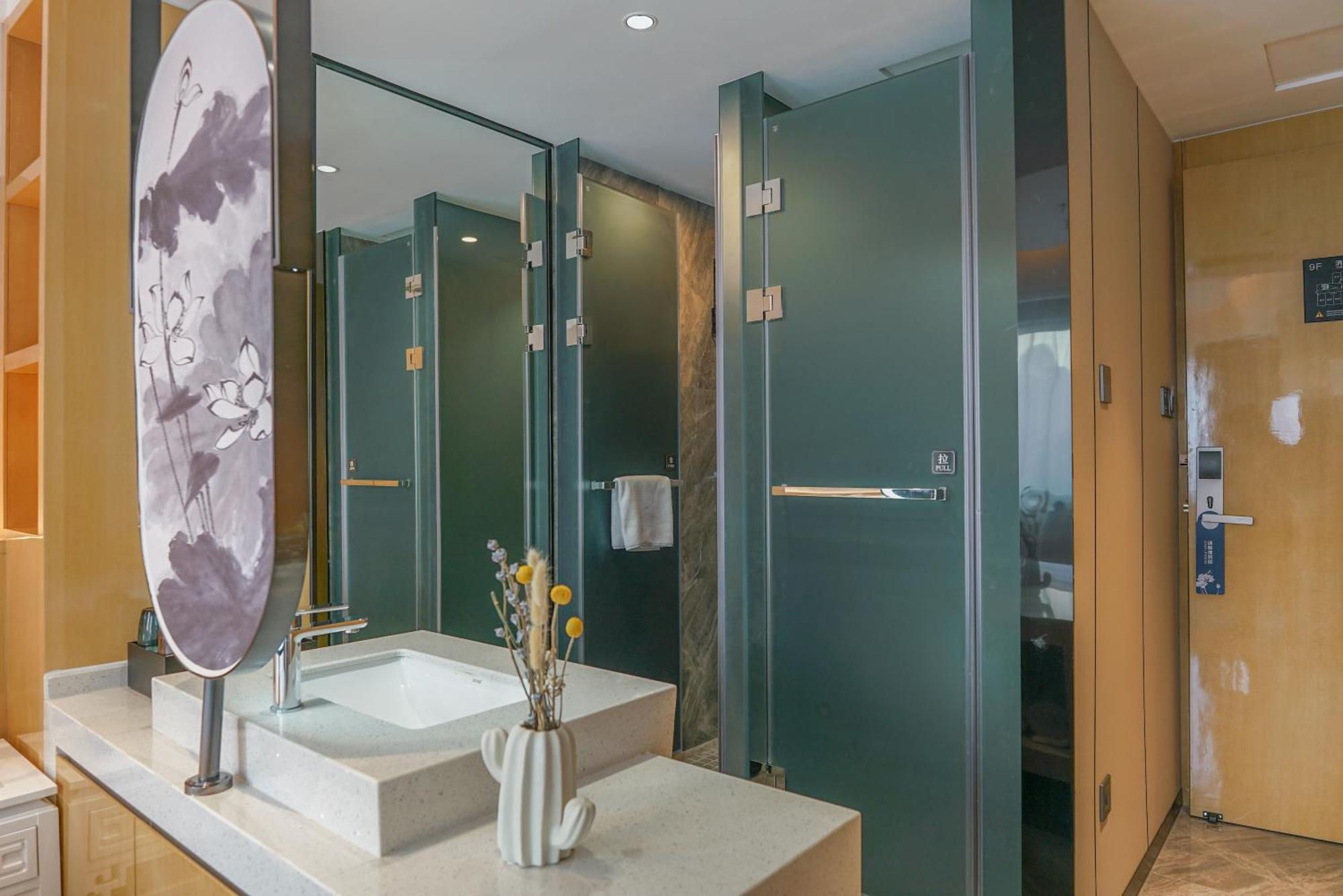 Paco Hotel Shenzhen Luohu Port Eksteriør bilde