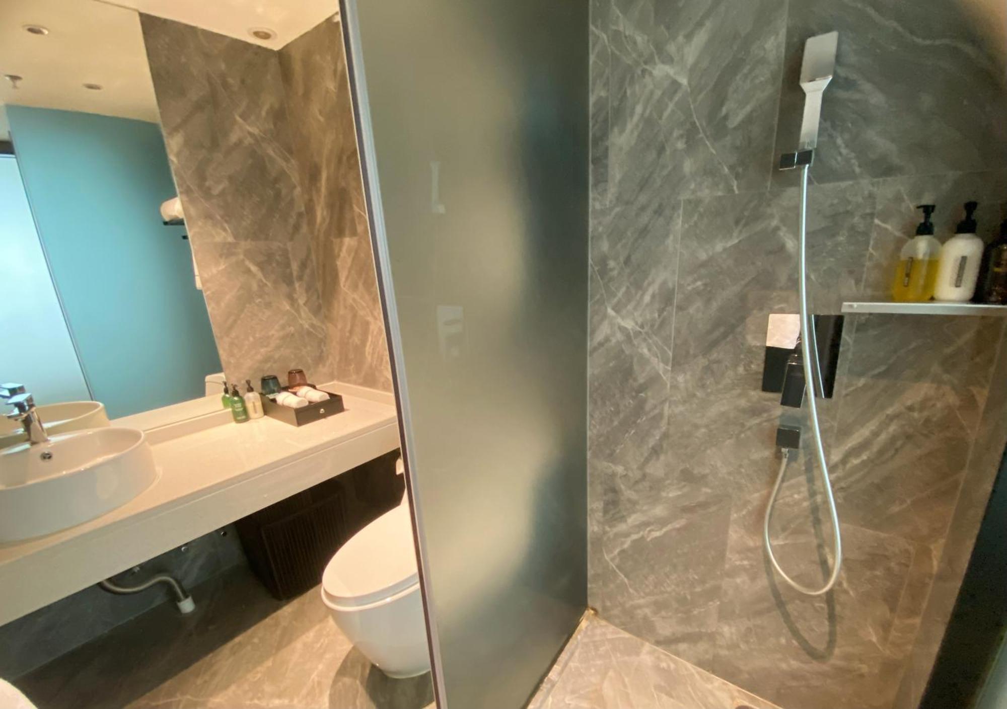 Paco Hotel Shenzhen Luohu Port Eksteriør bilde